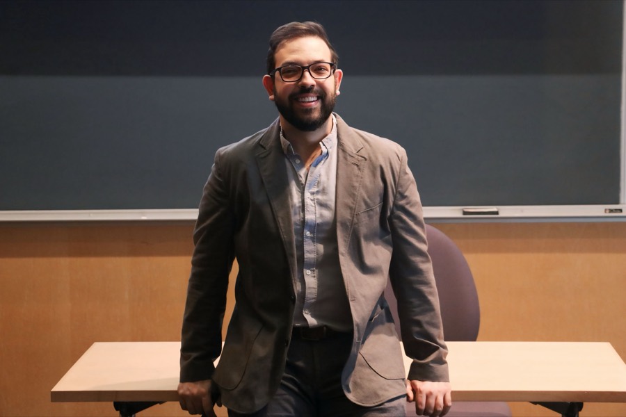 Mayron Piccolo teaching in a Harvard classroom
